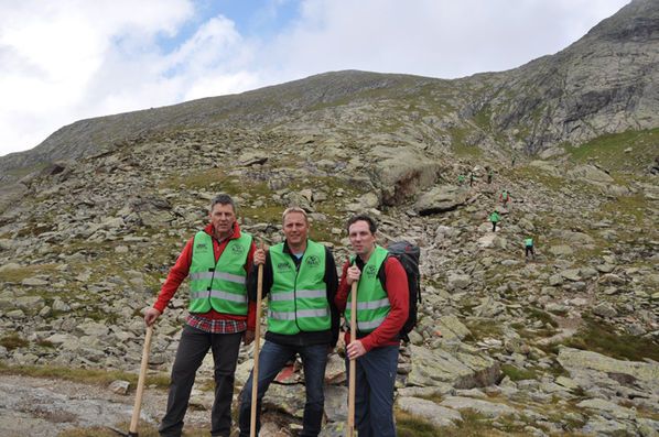 Handl Tyrol unterstützt den Alpenverein