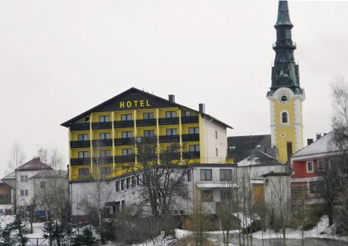 Drei Fragen an