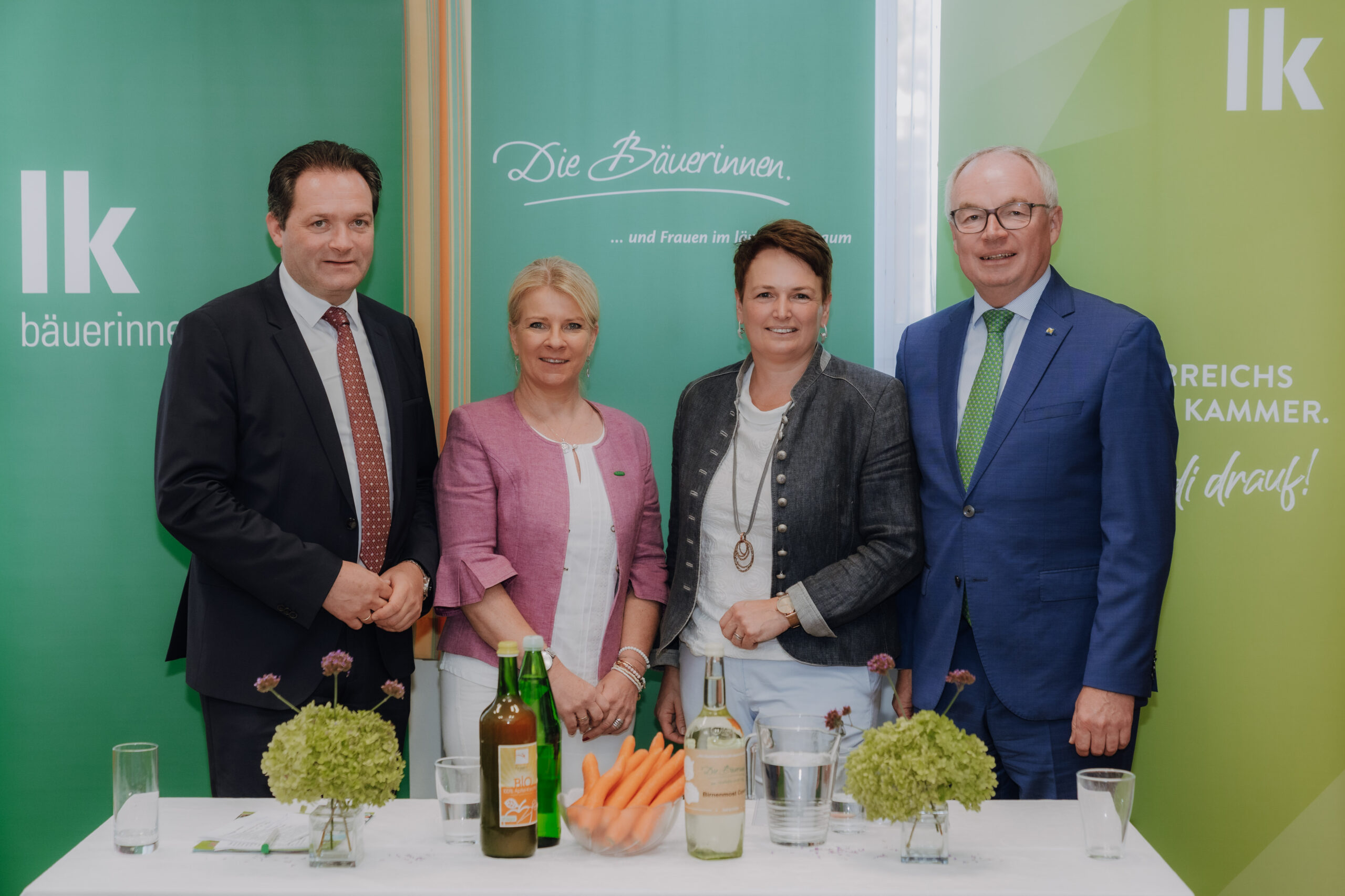 Bundesminister Norbert Totschnig, Bundesbäuerin Irene Neumann-Hartberger, LK NÖ-Vizepräsidentin Andrea Wagner und LH-Stellvertreter Stephan Pernkopf. © Sophie Nagler-Babler