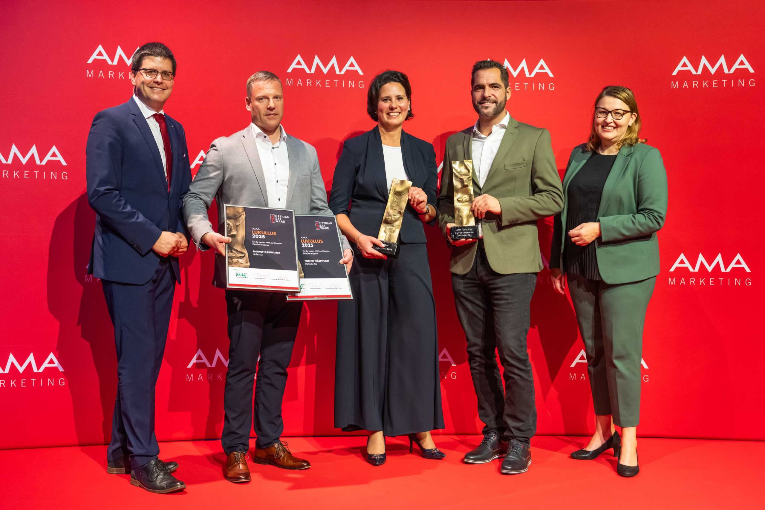 Ausgezeichnet wurde in der Kategorie Käsewurst die Exklusiv-Marke von Hofer, FairHof-Käsewurst, hergestellt von Hütthaler KG. © AMA-Marketing/ Thomas Meyer