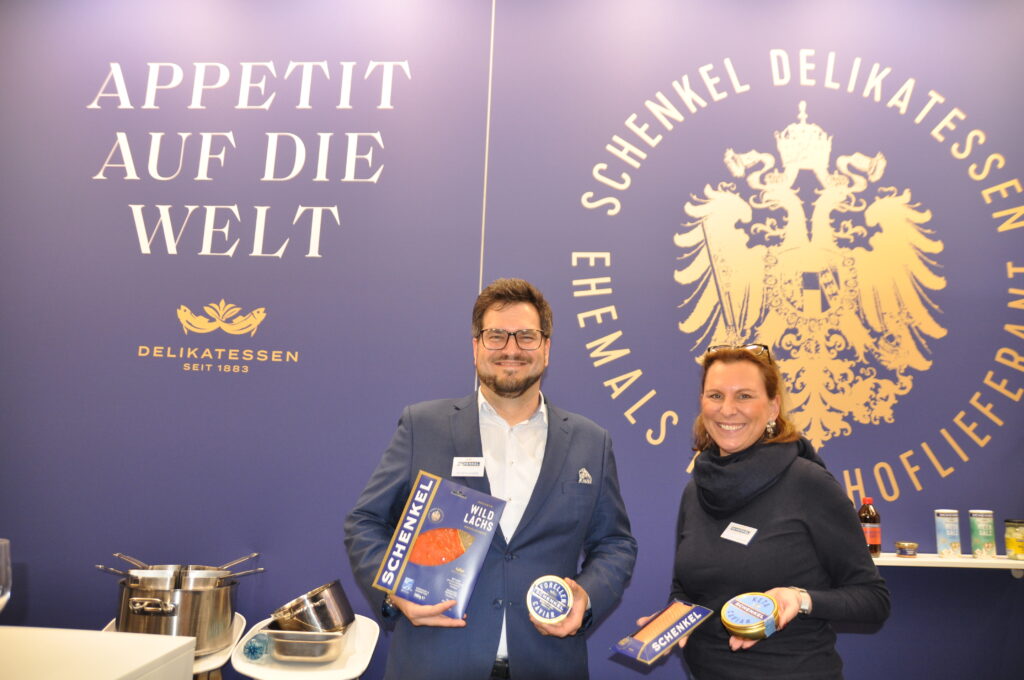 Ein Comeback feierte das Importhaus Schenkel: GF Manuel Kaiser und seine Verkaufsmanagerin Brigitte Birkner-Huspek. © HaRo