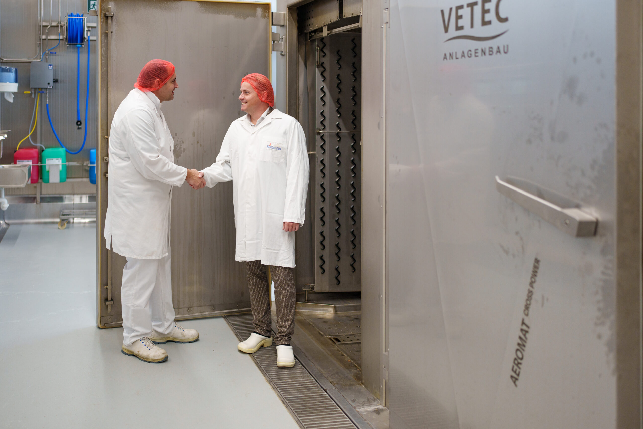 Produktionsprojekt in Pöttelsdorf: Vom Hendl bis zur Hundejause